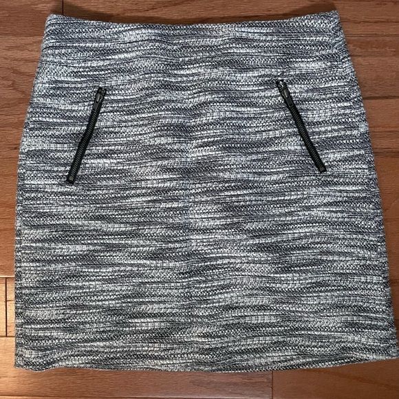 Loft Gray tweed skirt - Picture 1 of 6